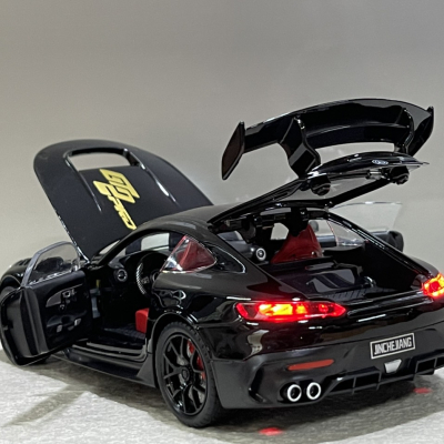 ​Mô hình ô tô MERCEDES AMG GT2PRO tỷ lệ 1:24