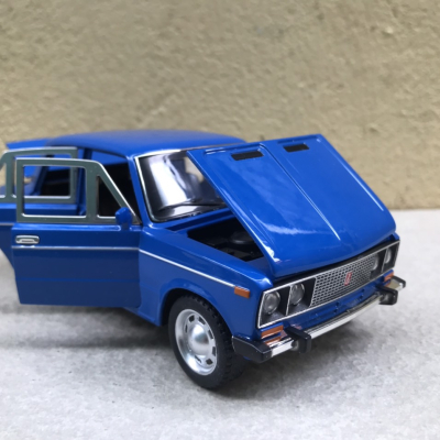 Mô hình xe cổ LADA 2106 tỷ lệ 1:24