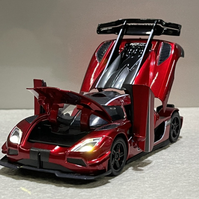 ​Mô hình xe Koenigsegg One1 tỷ lệ 1:32