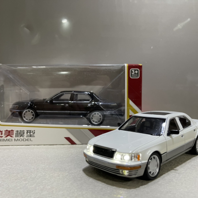 ​Mô hình xe LEXUS LS400 tỷ lệ 1:24