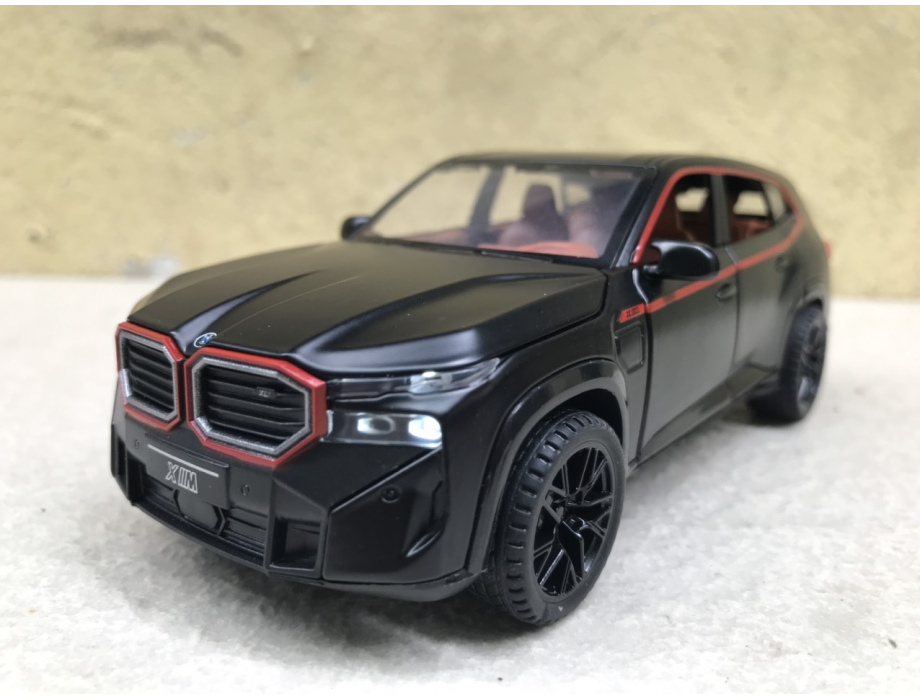 Mô hình xe ô tô BMW XM 2024 tỷ lệ 1:32 Mô hình xe ô tô BMW XM 2024 tỷ lệ 1:32