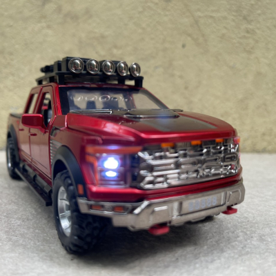 ​Mô hình xe ô tô Ford F-150 RAPTOR  tỷ lệ 1:24