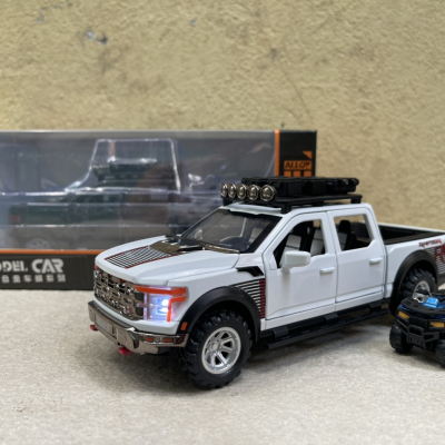 ​Mô hình xe ô tô Ford F-150 RAPTOR  tỷ lệ 1:24