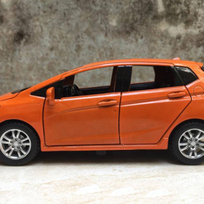 Mô hình xe Ô TÔ Honda FiT 2019 tỷ lệ 1:32