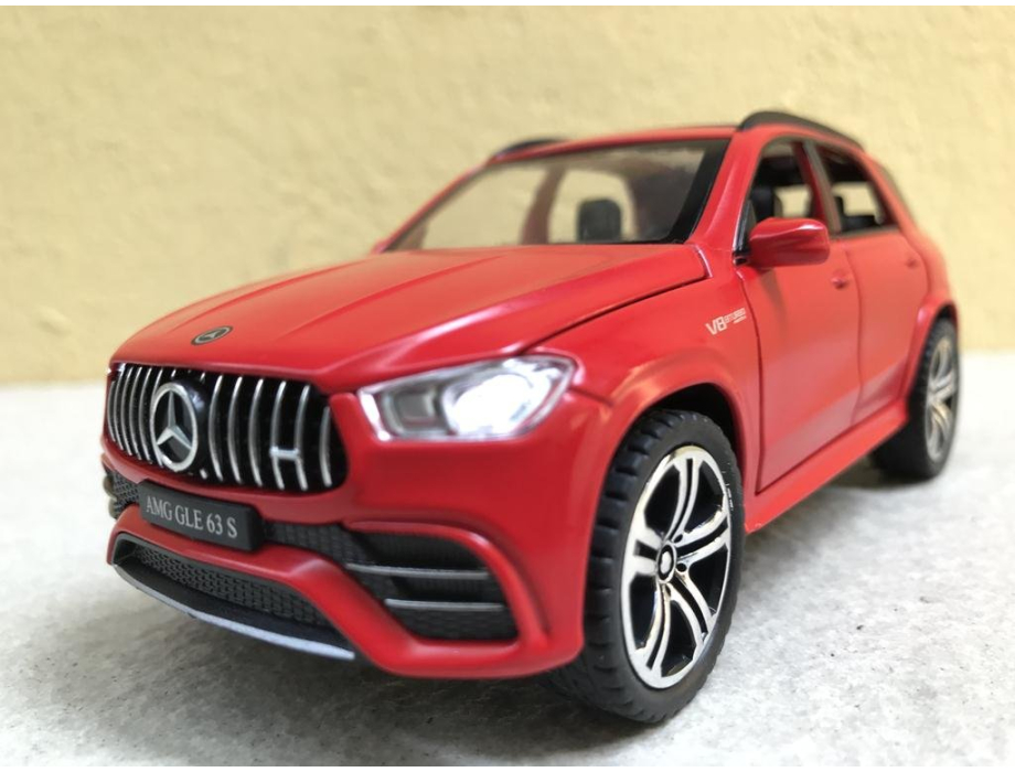 Mô hình xe ô tô Mercedes GLE 63S tỷ lệ 1:32 Mô hình xe ô tô Mercedes GLE 63S tỷ lệ 1:32