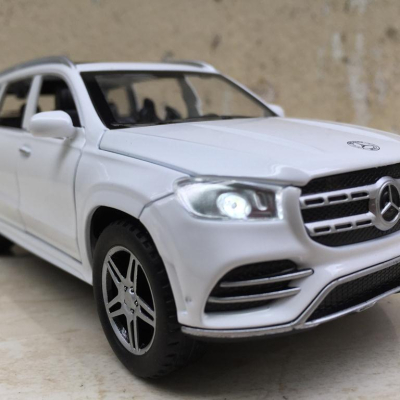 Mô hình xe ô tô Mercedes GLS 580 4Matic  tỷ lệ 1:32