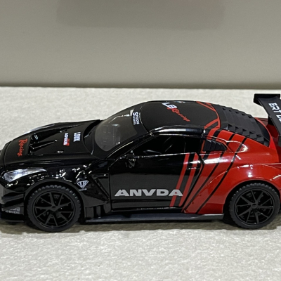 ​Mô hình xe ô tô NISSAN GT-R  R35 tỷ lệ 1:32