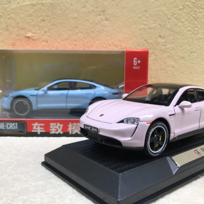 Mô hình xe ô tô Porsche Taycan tỷ lệ 1:32