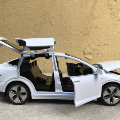 Mô hình xe ô tô TESLA Model 90X  tỷ lệ 1:32