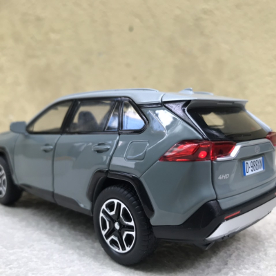 Mô hình xe ô tô Toyota RAV4 2024 tỷ lệ 1:32