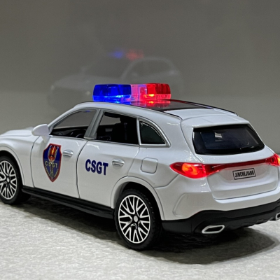 ​Mô hình xe Police Mercedes GLC-400 Dẫn đoàn CSGT tỷ lệ 1:32
