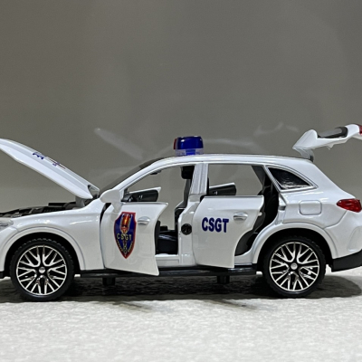 ​Mô hình xe Police Mercedes GLC-400 Dẫn đoàn CSGT tỷ lệ 1:32