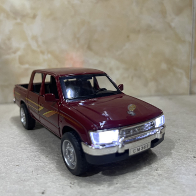 ​Mô hình xe Toyota Hilux Mughty tỷ lệ 1:32