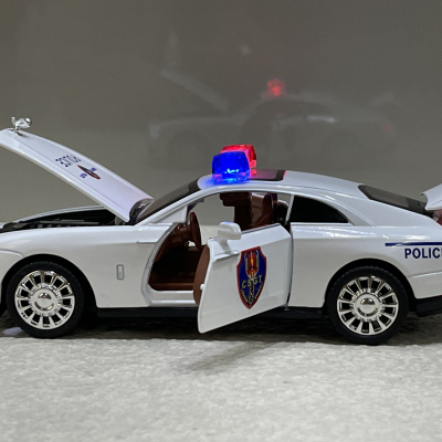 ​Mô hình xe Cảnh sát Rolls-Royce Spectre tỷ lệ 1:32