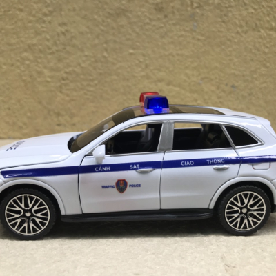 Mô hình xe Mercedes GLC Police CSGT  tỷ lệ 1:32