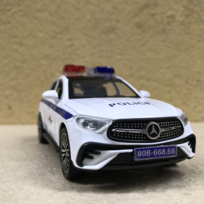 Mô hình xe Mercedes GLC Police CSGT  tỷ lệ 1:32