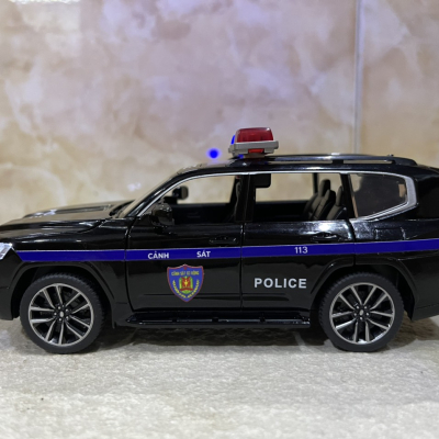 Mô hình xe Cảnh sát CSCĐ 113 Toyota LC300 tỷ lệ 1:32