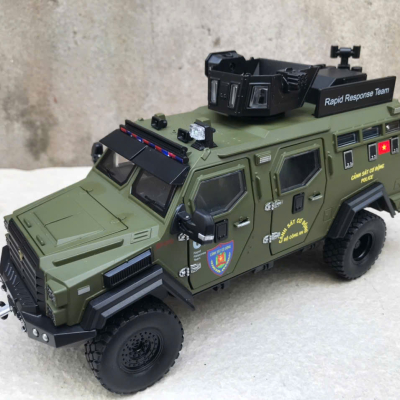 ​Mô hình xe Police CSCĐ VN Sabretooth tiger tỷ lệ 1:24