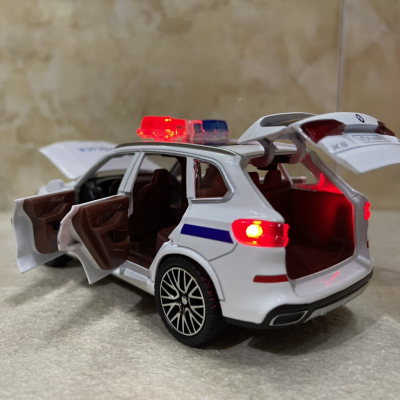 ​Mô hình xe Police CSGT-VN BMW X5 tỷ lệ 1:32