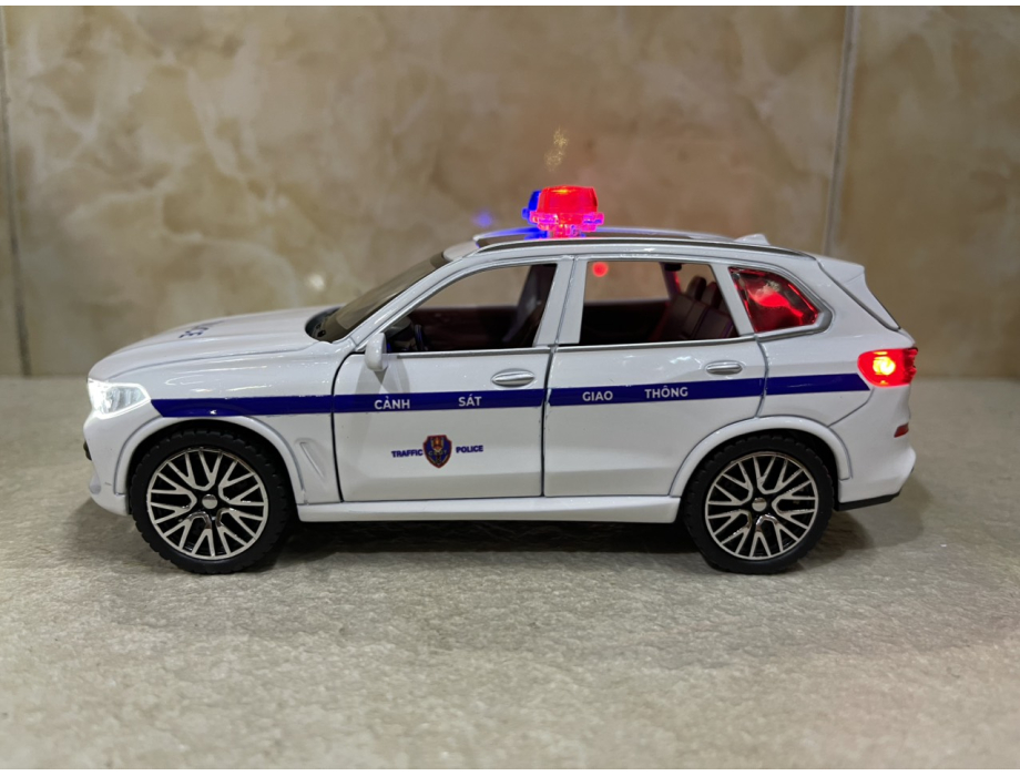 Mô hình xe Police CSGT-VN BMW X5 tỷ lệ 1:32 Mô hình xe Police CSGT-VN BMW X5 tỷ lệ 1:32