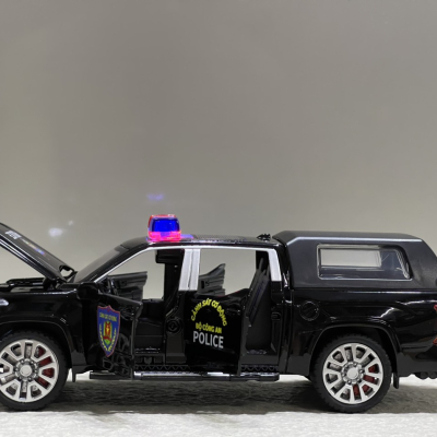 Mô hình xe Police Toyota TUNDRA CSCĐ 1:32 (XPTO32TUR)