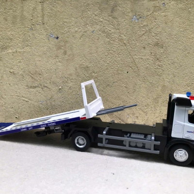 ​Mô hình xe tải thớt Cứu hộ CSGT tỷ lệ 1:24