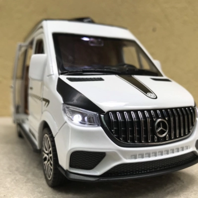 Mô hình xe Mercedes Sprinter Limuosine  tỷ lệ 1:24
