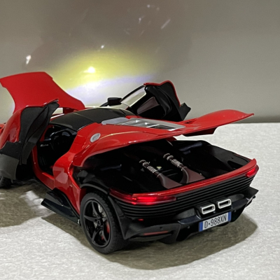 ​Mô hình xe Ferrari Daytona SP3 tỷ lệ 1:22