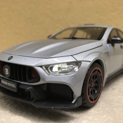 Mô hình xe ô tô Mercedes- AMG ROCKET 900  tỷ lệ 1:24