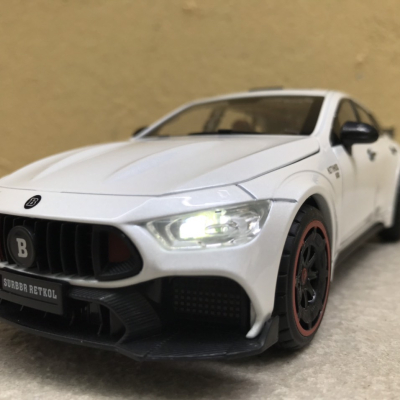 Mô hình xe ô tô Mercedes- AMG ROCKET 900  tỷ lệ 1:24