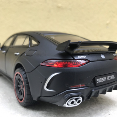 Mô hình xe ô tô Mercedes- AMG ROCKET 900  tỷ lệ 1:24
