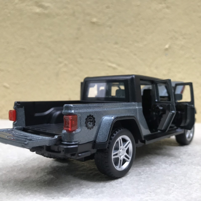 Mô hình xe PICKUP Jeep Robicon 2022 tỷ lệ 1:32
