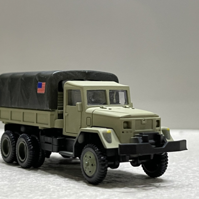 ​Mô hình quân sự xe Tải M35 Nhựa - Sơn Camo tỷ lệ  1:72