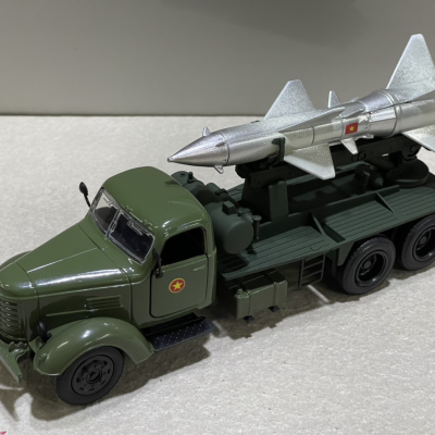 ​Mô hình xe Quân sự ZIS-150 tháp tên lữa SA-2 tỷ lệ 1:36