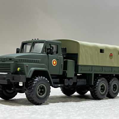 ​Mô hình xe Tải Quân sự Kraz-260B tỷ lệ 1:72 đã sơn hoàn thành