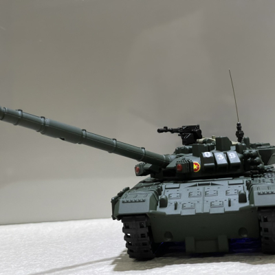 Mô hình Quân sự Xe TANK T-90M Việt Nam tỷ lệ 1:35
