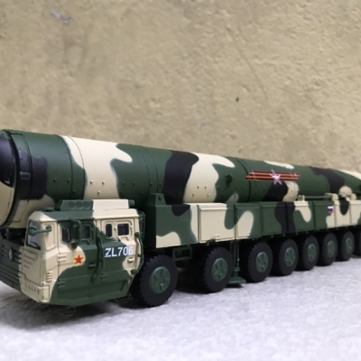 Mô hình Tên lửa đạn đảo liên lục địa Topol-M tỷ lệ 1:64