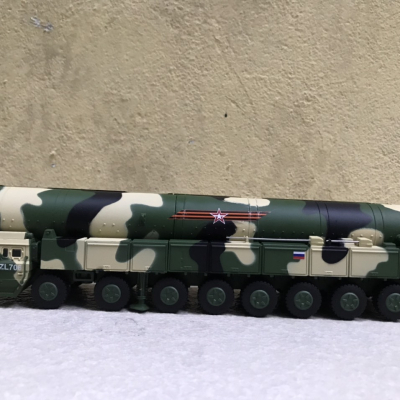 Mô hình Tên lửa đạn đảo liên lục địa Topol-M tỷ lệ 1:64