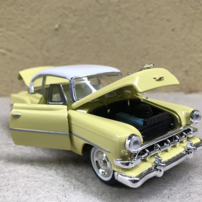 Mô hình xe cổ Chevy Bel Air 1954 tỷ lệ 1:32