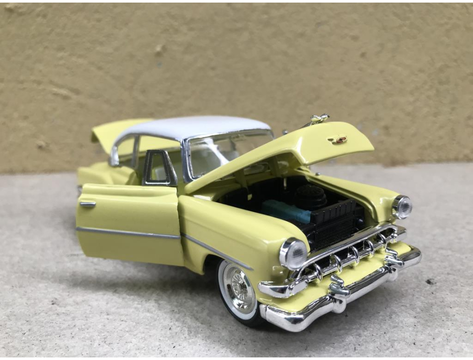 Mô hình xe cổ Chevy Bel Air 1954 tỷ lệ 1:32