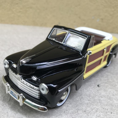 Mô hình xe cổ Chevy Bel Air 1955 tỷ lệ 1:32