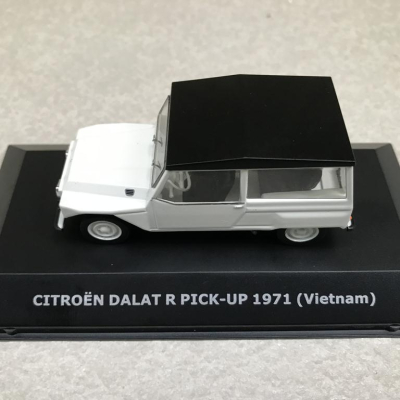 Mô hình xe cổ Citroen DALAT 1971 Việt Nam tỷ lệ 1:43