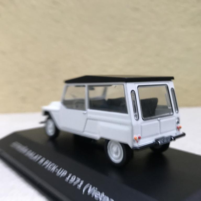 Mô hình xe cổ Citroen DALAT 1971 Việt Nam tỷ lệ 1:43