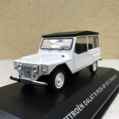 Mô hình xe cổ Citroen DALAT 1971 Việt Nam tỷ lệ 1:43