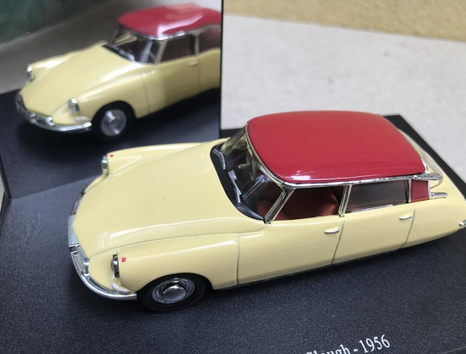 Mô hình xe Ô tô cổ Citroen ID19 Slough tỷ lệ 1:43