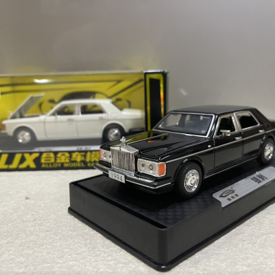 ​Mô hình xe Rolls-Royce Silver Spirit III 1994 tỷ lệ 1:32